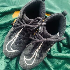 Nike Youth Football Cleats 🏈